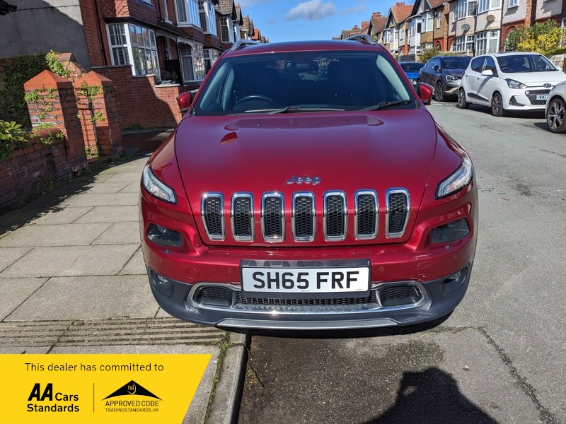 MotorSync | £6,990 Jeep Cherokee 2.0 M-JET DIESEL LIMITED - 2015 (65 plate) HUGE SPEC CAR SEE SPEC SHEET IN PHOTOS