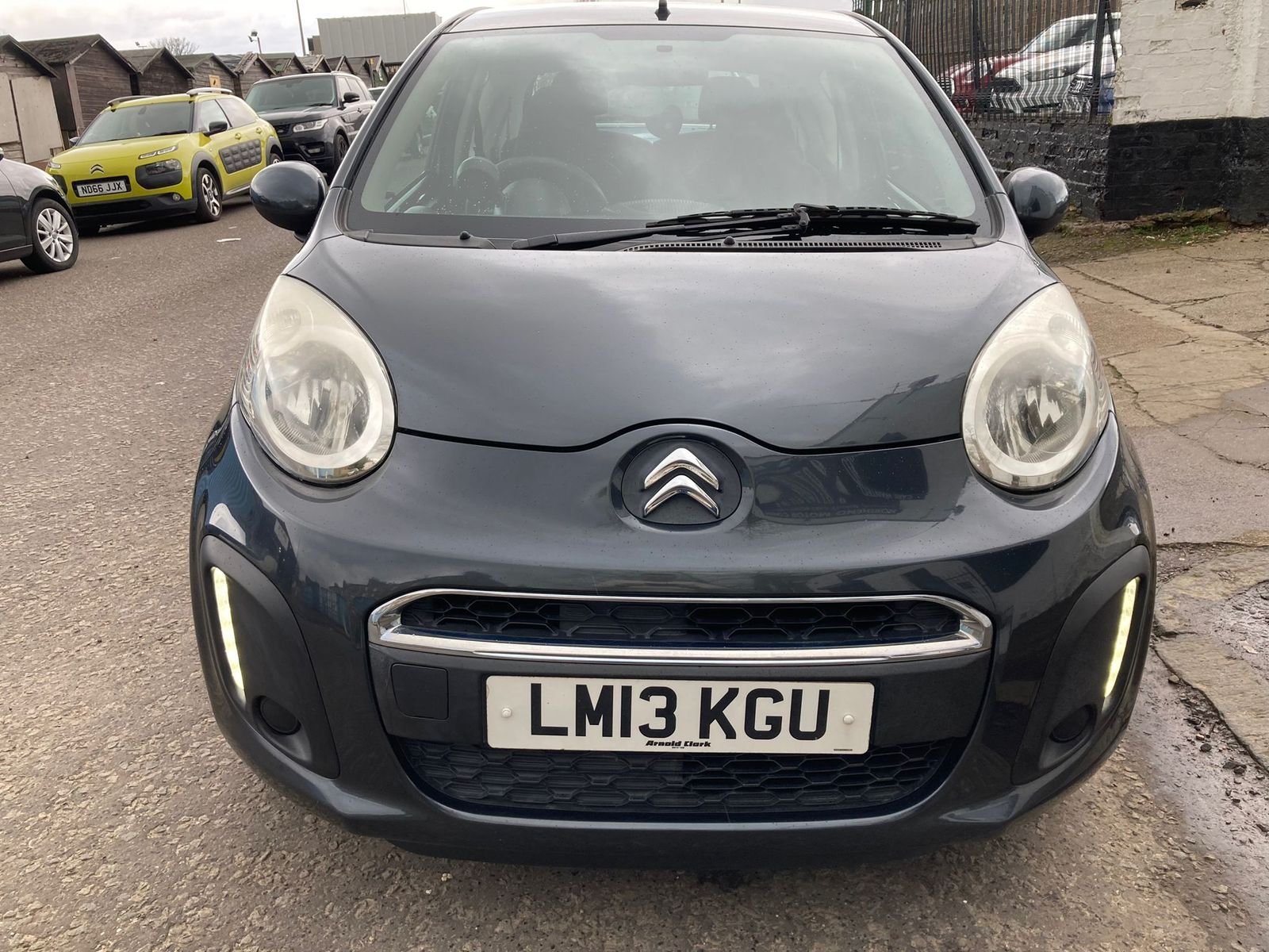 MotorSync | Citroen C1 1.0L-VTR-Hatchback-3dr-Petrol-Manual-Euro-5-(67-bhp)