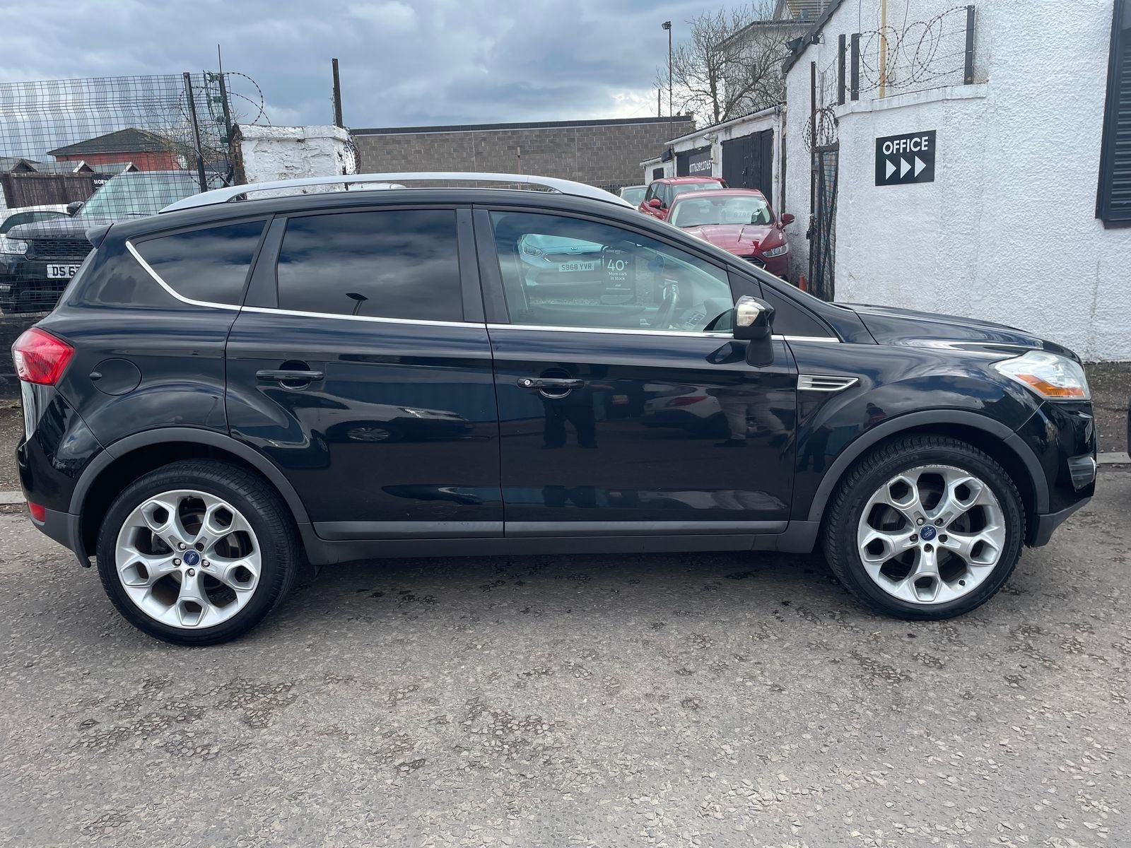 MotorSync | Ford Kuga 2.0L-TITANIUM-TDCI-SUV-5dr-Diesel-Manual-Euro-5-(140-bhp)