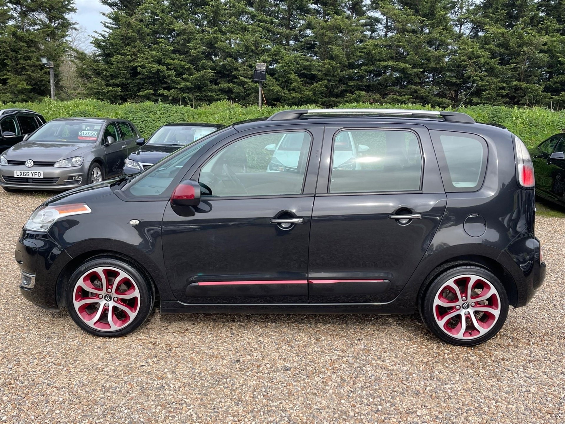 MotorSync | Citroen C3 Picasso 1.6 HDi Blackcherry Euro 5 5dr