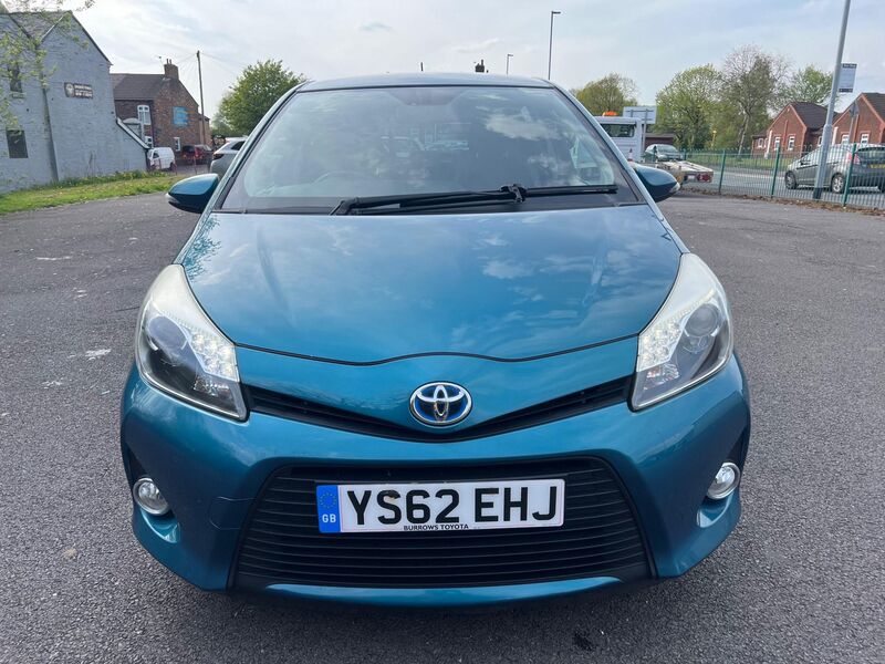 MotorSync | TOYOTA YARIS Hatchback 1.5 VVT-h T Spirit CVT Euro 5 5dr (2013/62)